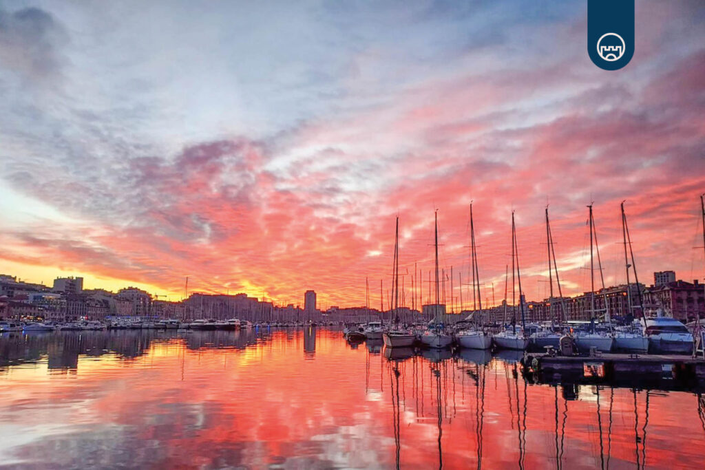 Port de Marseille – bateaux et ambiance méditerranéenne au cœur de la ville